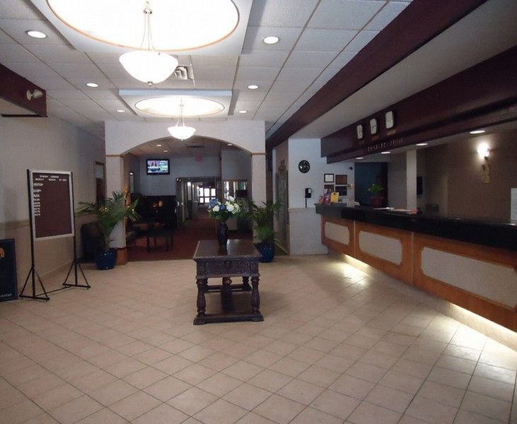 Howard Johnson By Wyndham Kitchener Conestoga Extérieur photo