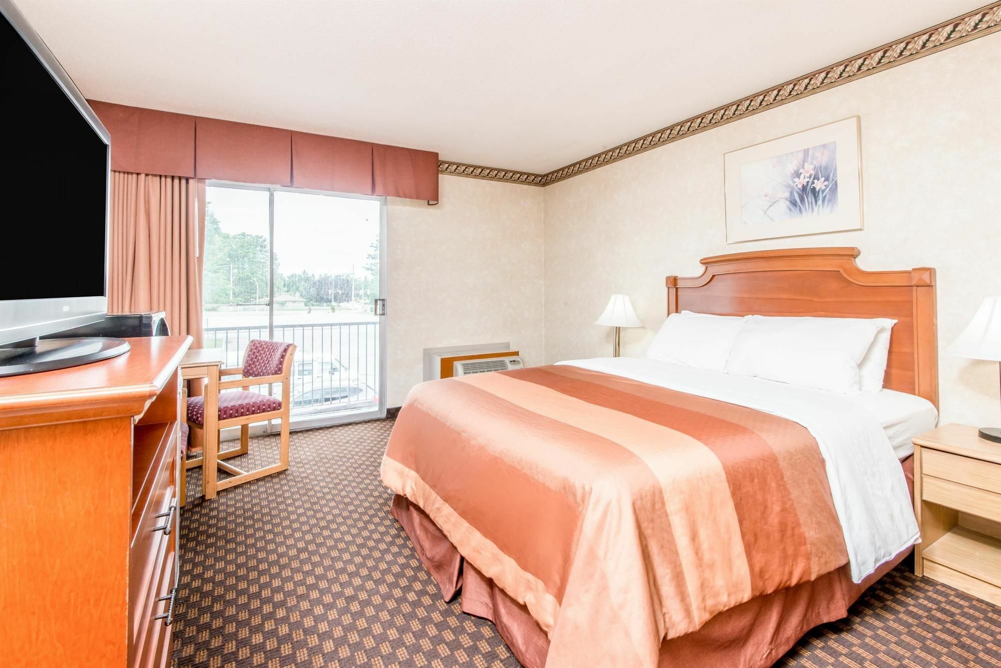 Howard Johnson By Wyndham Kitchener Conestoga Extérieur photo